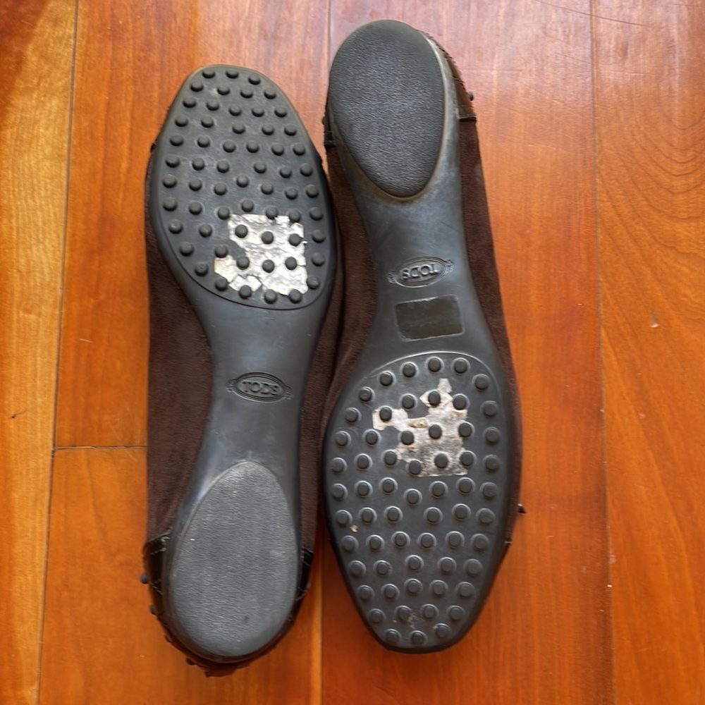 TOD’S - LEATHER AND SUEDE BALLERINA FLATS - Picture 13 of 14
